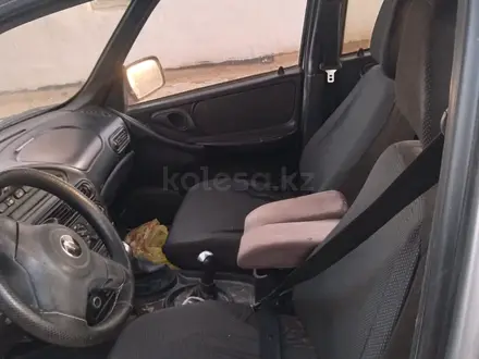 Chevrolet Niva 2013 года за 2 900 000 тг. в Атырау – фото 6