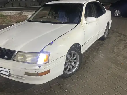 Toyota Avalon 1996 года за 2 100 000 тг. в Алматы – фото 10