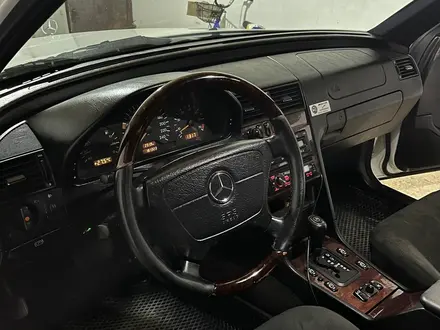 Mercedes-Benz C 200 1997 года за 3 600 000 тг. в Жанаозен – фото 10