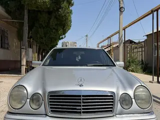 Mercedes-Benz E 280
