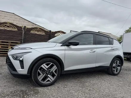Hyundai Bayon 2023 года за 8 500 000 тг. в Астана – фото 2
