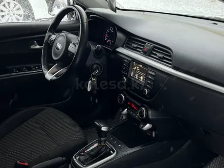 Kia Rio 2018 года за 7 350 000 тг. в Актобе – фото 5