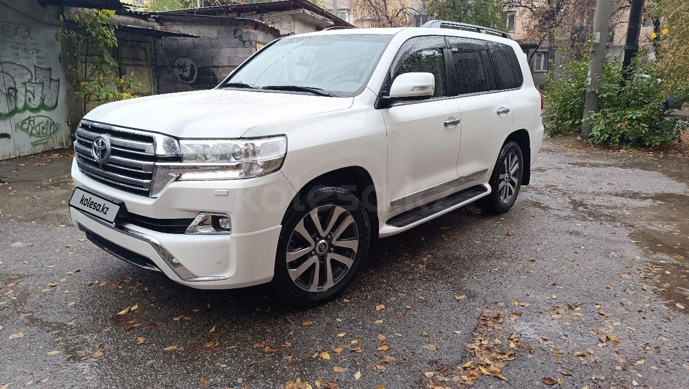 Toyota Land Cruiser 2015 г.