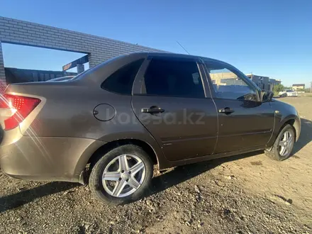 ВАЗ (Lada) Granta 2190 2018 года за 2 600 000 тг. в Семей – фото 2