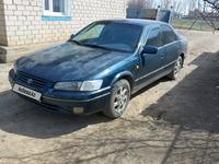 Toyota Camry 1996 годаүшін2 600 000 тг. в Семей