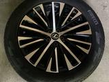 Шины 235/55 R20 с дисками Lexus RX 350 за 750 000 тг. в Астана