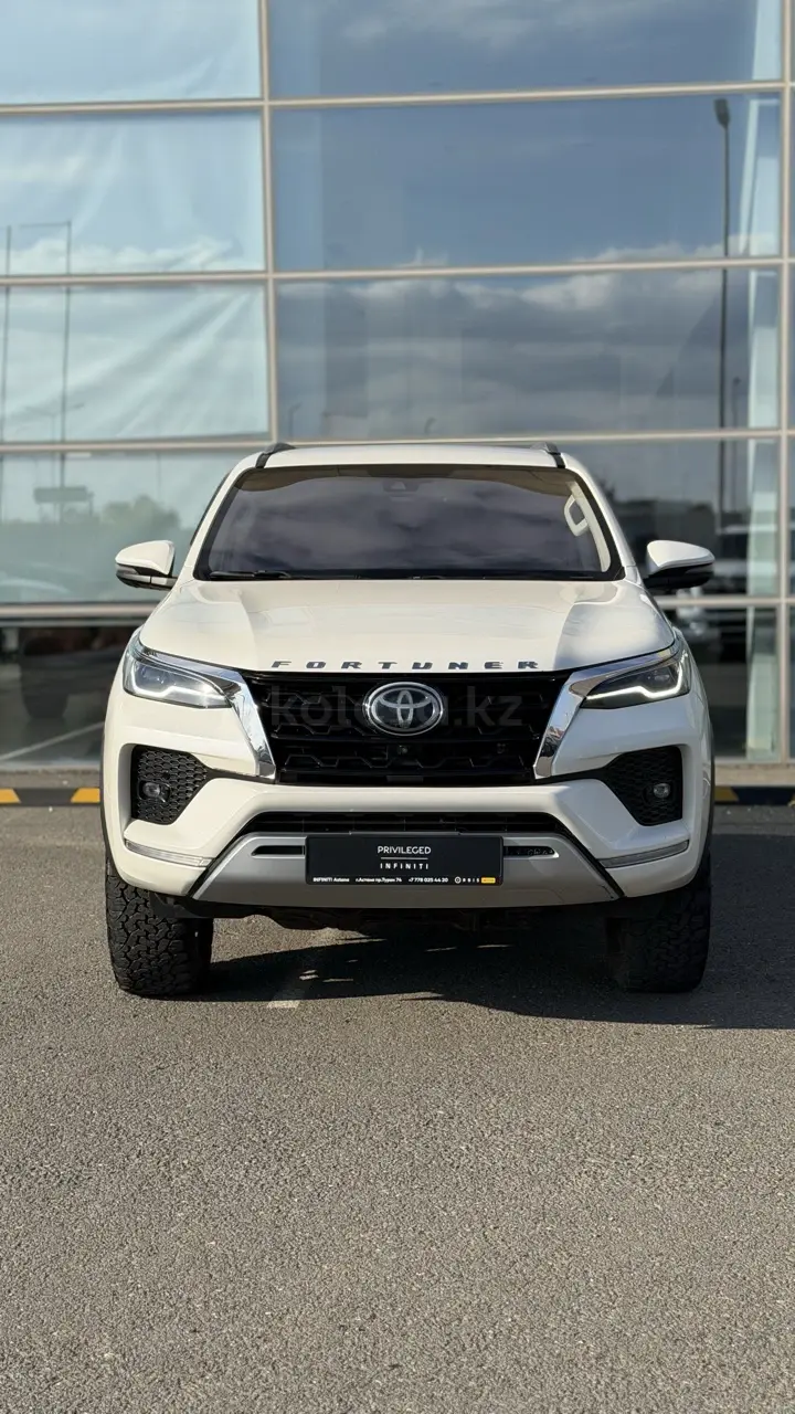Toyota Fortuner, 2022