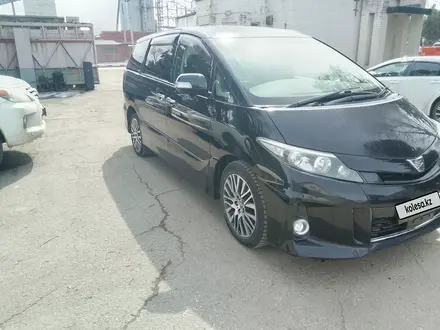 Toyota Estima 2012 года за 8 300 000 тг. в Усть-Каменогорск