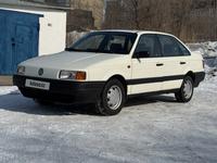 Volkswagen Passat 1991 годаүшін1 550 000 тг. в Караганда