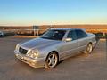 Mercedes-Benz E 320 2001 годаүшін5 100 000 тг. в Актау – фото 2