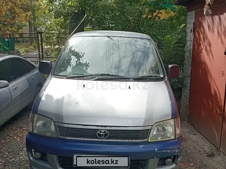 Toyota Noah 1997 года за 2 000 000 тг. в Усть-Каменогорск