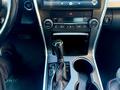 Toyota Camry 2015 года за 6 600 000 тг. в Актау – фото 11