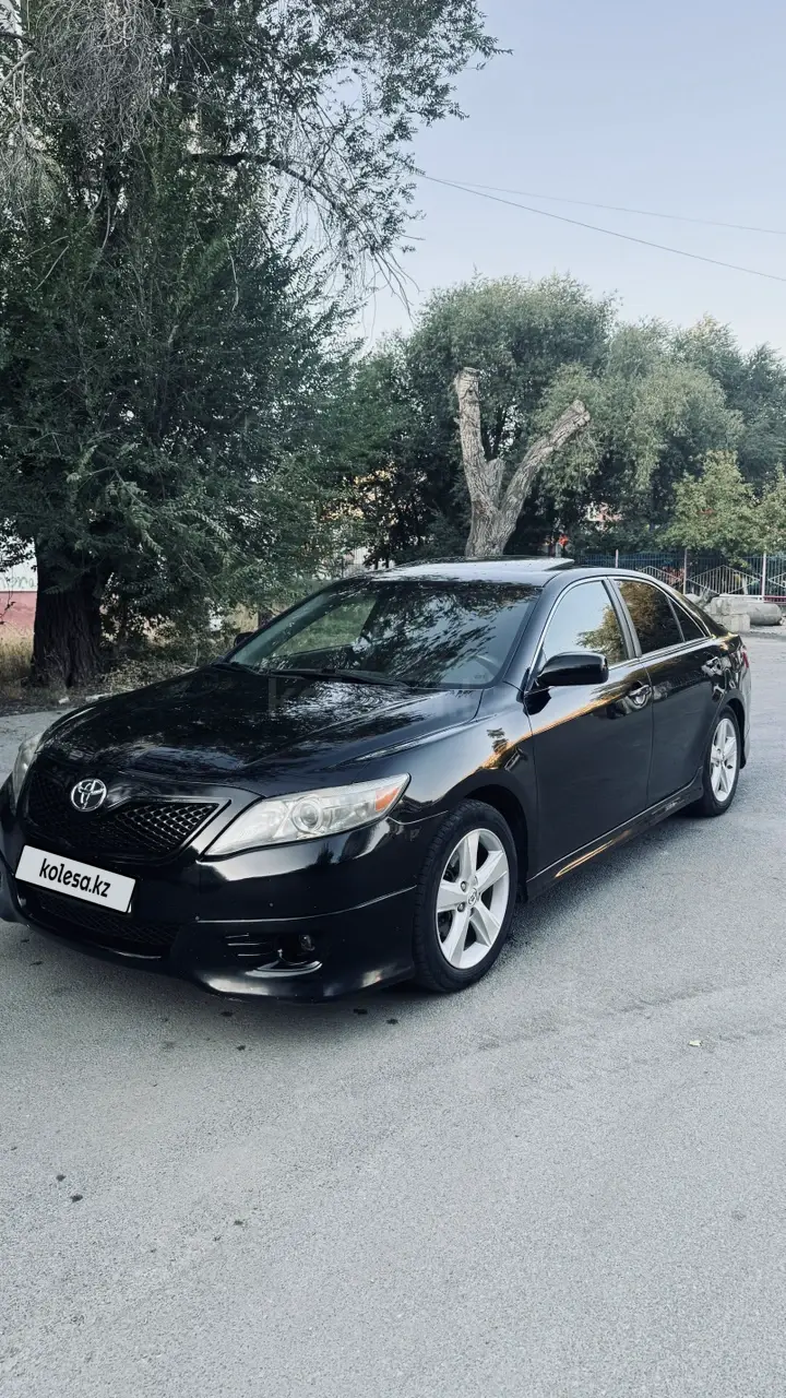 Toyota Camry, 2010