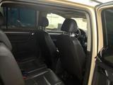 Volkswagen Touran 2006 годаfor2 300 000 тг. в Атырау – фото 5