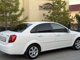 Daewoo Gentra 2014 года за 4 100 000 тг. в Шымкент – фото 3