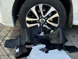 Шильдики Toyota Land Cruiser 200 за 15 000 тг. в Актобе – фото 3
