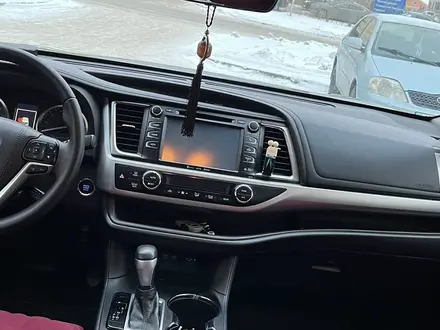 Toyota Highlander 2018 года за 17 999 999 тг. в Астана – фото 12
