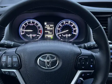 Toyota Highlander 2018 года за 17 999 999 тг. в Астана – фото 18