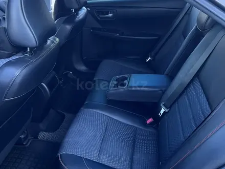 Toyota Camry 2015 года за 8 400 000 тг. в Актау – фото 7