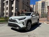 Toyota RAV4 Luxe+ 2025 года за 19 000 000 тг. в Алматы