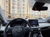 Toyota RAV4 2019 года за 10 500 000 тг. в Жанаозен – фото 4