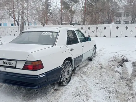 Mercedes-Benz E 230 1992 года за 1 400 000 тг. в Павлодар – фото 21