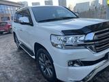 Toyota Land Cruiser 2018 года за 30 000 000 тг. в Астана – фото 2