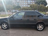 Volkswagen Passat 1991 годаfor1 300 000 тг. в Караганда