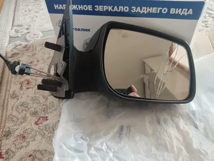 Авто зеркало за 8 000 тг. в Астана