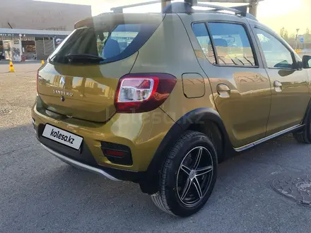 Renault Sandero Stepway 2015 годаүшін4 950 000 тг. в Караганда – фото 13