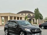 Mercedes-Benz GLE 400 2016 годаfor20 000 000 тг. в Атырау – фото 2