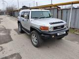 Toyota FJ Cruiser 2006 года за 13 800 000 тг. в Алматы – фото 2