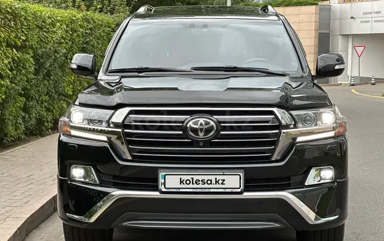 Toyota Land Cruiser 2017 года за 40 000 000 тг. в Алматы