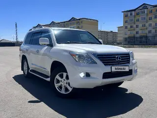 Lexus LX 570