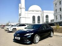 Toyota Camry 2018 года за 12 850 000 тг. в Астана