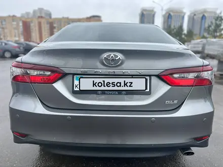 Toyota Camry 2022 года за 14 000 000 тг. в Астана – фото 3