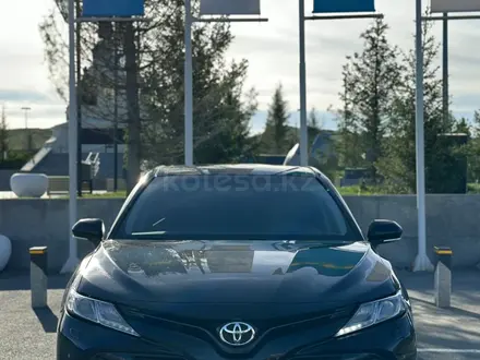 Toyota Camry 2019 года за 12 000 000 тг. в Усть-Каменогорск