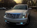 Cadillac Escalade 2007 годаүшін7 000 000 тг. в Алматы