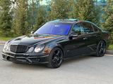 Mercedes-Benz E 320 2005 годаүшін3 300 000 тг. в Караганда – фото 4