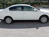 Volkswagen Passat 2010 года за 5 000 000 тг. в Алматы – фото 4