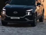 Hyundai Santa Fe 2020 годаfor12 550 000 тг. в Алматы