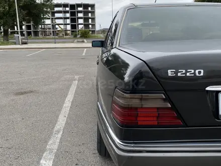 Mercedes-Benz E 220 1994 года за 2 200 000 тг. в Талдыкорган – фото 7