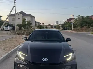 Toyota Camry, 2025