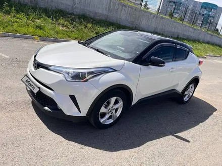 Toyota C-HR 2018 года за 10 900 000 тг. в Усть-Каменогорск – фото 2