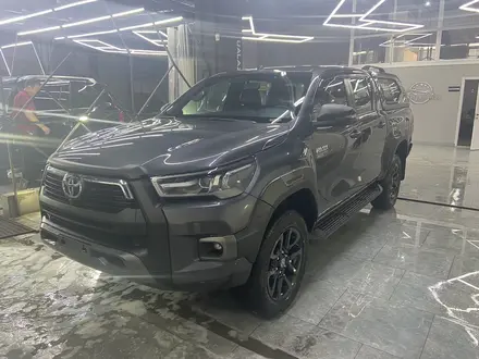 Toyota Hilux 2023 года за 28 500 000 тг. в Семей – фото 3