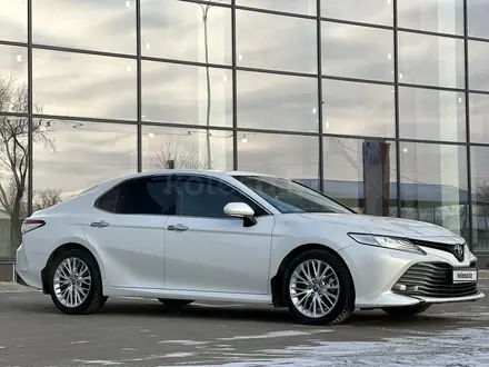 Toyota Camry 2019 года за 15 000 000 тг. в Павлодар – фото 4