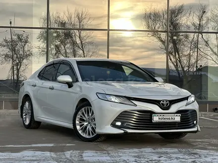 Toyota Camry 2019 года за 15 000 000 тг. в Павлодар – фото 2