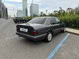 Mercedes-Benz E 200 1995 года за 2 300 000 тг. в Астана – фото 4