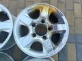 Оригинальные легкосплавные диски R16 на Toyota Land Cruiser 100 GX ( за 500 000 тг. в Астана – фото 4
