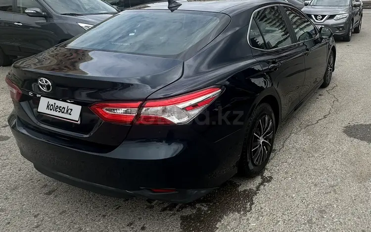 Toyota Camry 2019 года за 6 200 000 тг. в Актау